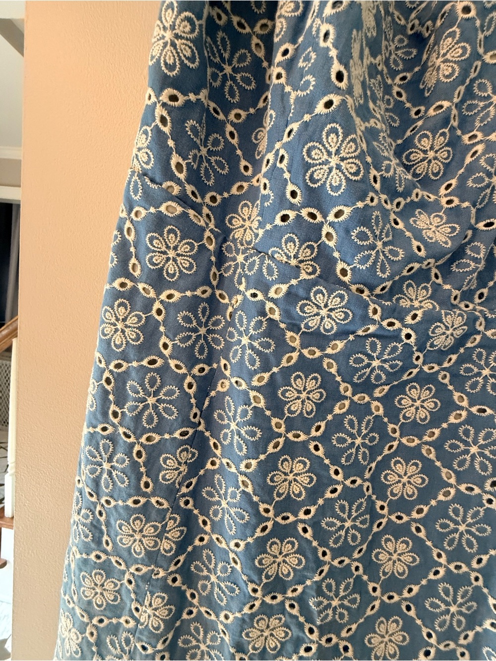 Sezane Dorotha Dress Chambray With Ecru Embroidery - Size 12 - Picture 3 of 13